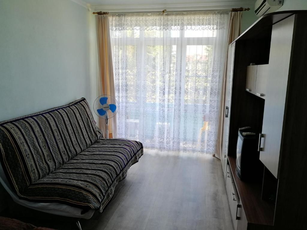 Апартаменты Квартира на ул. Абазгаа 49/3 г. Гагра Гагра